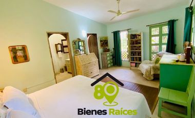 Casa en venta FRENTE A LA ROQUETA