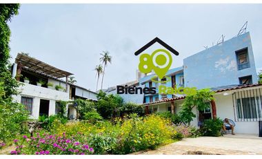 Casa en venta FRENTE A LA ROQUETA