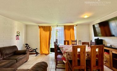 SAN FELIPE - VENDE CASA DE DOS PISOS 3D 2B 1E- COND. LA TROYA