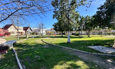 SAN FELIPE - VENDE CASA DE DOS PISOS 3D 2B 1E- COND. LA TROYA