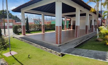 CASA EN PIEDECUESTA CONJUNTO CERRADO