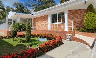 CASA EN PIEDECUESTA CONJUNTO CERRADO