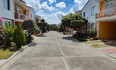 CASA EN PIEDECUESTA CONJUNTO CERRADO