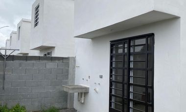 Casa en Venta en Fracc. Cumbre del Norte, Salinas Victoria.