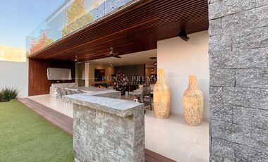 Venta de Casa en Coto Alcazar Oriente de lujo en Zona Dorada Andares Zapopan