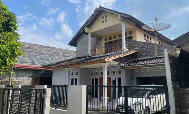 RUMAH ASRI DUA LANTAI PEDESAAN PURWAKARTA