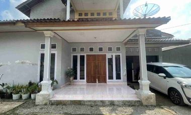 RUMAH ASRI DUA LANTAI PEDESAAN PURWAKARTA