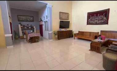 RUMAH ASRI DUA LANTAI PEDESAAN PURWAKARTA