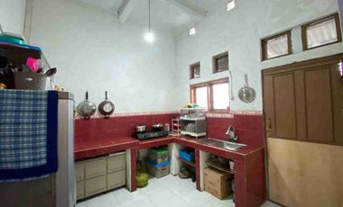 RUMAH ASRI DUA LANTAI PEDESAAN PURWAKARTA