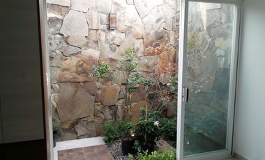 Amplia y moderna Casa en Privada Juquila, en Cuautlancingo, Puebla