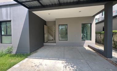 Rare item! with a ground-floor bedroom Townhome for sale Baan Klang Muang The Edition Rama 9-Onnut