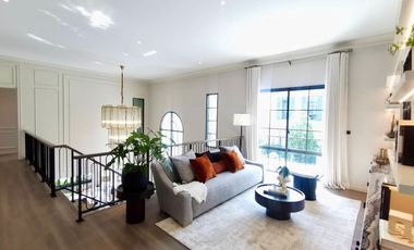 Setthasiri Bangna Km.10 size L: 5bed 6bath 89 sqwah 36,900,000 Am: 065619----
