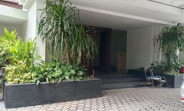 DIJUAL / DISEWAKAN GEDUNG RAYA DIPONEGORO PARKIRAN LUAS