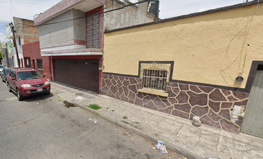 VENTA DE CASA ADJUDICADA EN DEMOSTENES, GUADALAJARA, JALISCO.