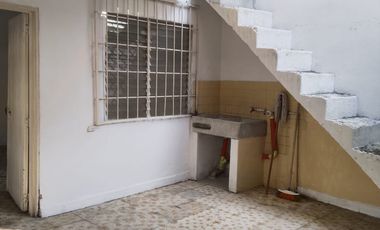 VENDO CASA  ESQUINERA BARRIO LA RIVERA 2  NTE DE CALI
