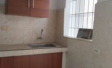 VENDO CASA  ESQUINERA BARRIO LA RIVERA 2  NTE DE CALI