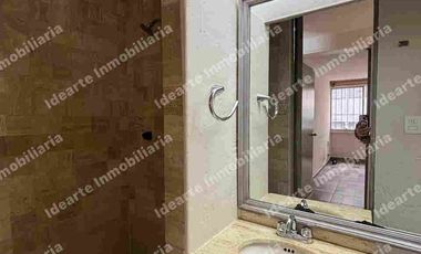 Se vende departamento en calle cerrada en Colinas del Sur