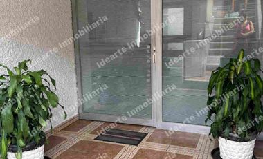 Se vende departamento en calle cerrada en Colinas del Sur