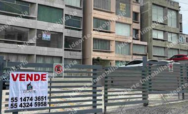 Se vende departamento en calle cerrada en Colinas del Sur