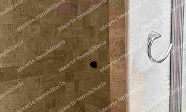 Se vende departamento en calle cerrada en Colinas del Sur