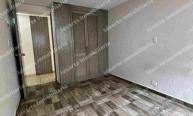 Se vende departamento en calle cerrada en Colinas del Sur