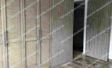 Se vende departamento en calle cerrada en Colinas del Sur