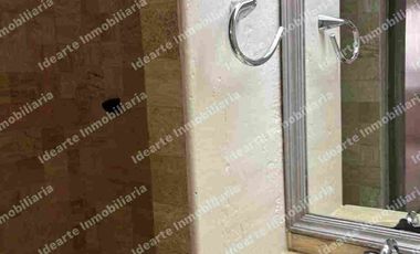 Se vende departamento en calle cerrada en Colinas del Sur