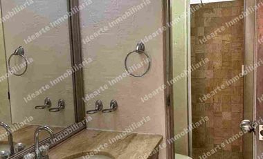 Se vende departamento en calle cerrada en Colinas del Sur