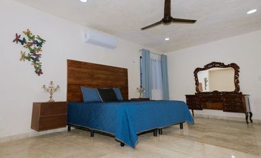 CASA EN VENTA EN EL CENTRO HISTORICO DE MERIDA