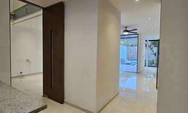 CASA EN VENTA EN MERIDA YUCATAN , TEMOZON 4 RECAMARAS