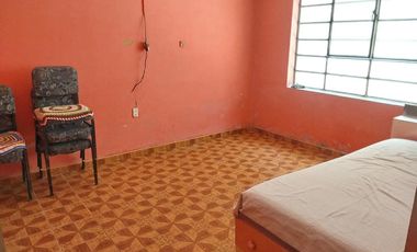 VENTA CASA ATE CON LOCAL COMERCIAL LA ESPERANZA