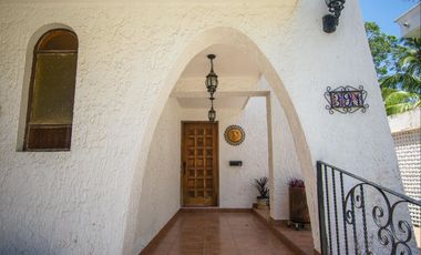 Amplia Casa Privada en el Campo de Golf El Cid a la Venta