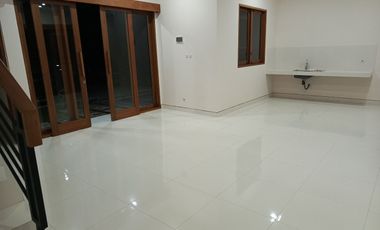 New Minimalist House 6 meters Road Sesetan Denpasar