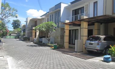 New Minimalist House 6 meters Road Sesetan Denpasar