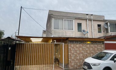 venta de Casa en Quilicura, 3d 2b Con Estacionamiento
