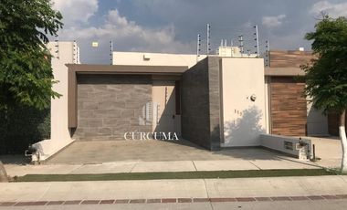 BONITA CASA EN MAYORAZGO RESIDENCIAL (A 15 MIN DE PUERTO INTERIOR) PRECIO INCLUYE MTTO.