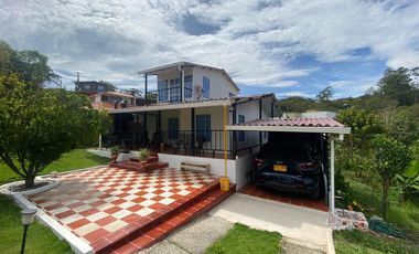 CASA CAMPESTRE MONIQUIRA VENTA