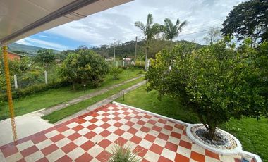 CASA CAMPESTRE MONIQUIRA VENTA
