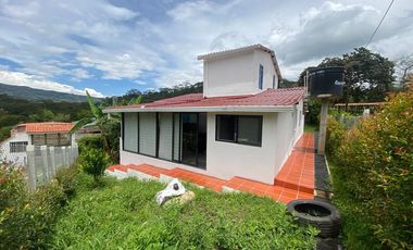 CASA CAMPESTRE MONIQUIRA VENTA