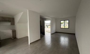 Casa en venta, sector La Aurora en Urb. valle norte
