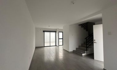 Casa en venta, sector La Aurora en Urb. valle norte
