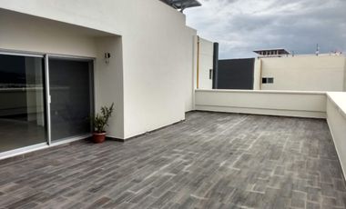 Penthouse en Alterrra con 102 M2 de terraza
