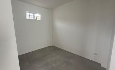 Casa en venta en Porton del Rio, cerca del colegio Torremar