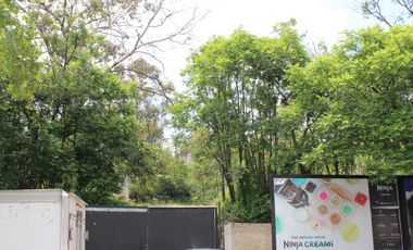 Lote de Terreno en Venta en Bosques de las Lomas con Excelente Ubicación.