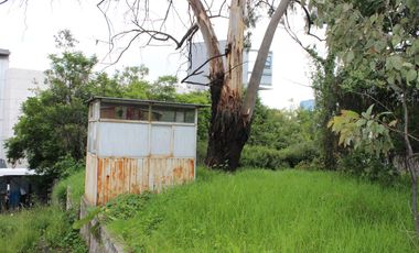 Lote de Terreno en Venta en Bosques de las Lomas con Excelente Ubicación.