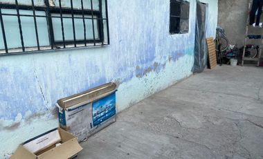 LOCAL COMERCIAL PROPIO PARA BODEGA EN ESQUINA.