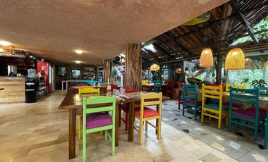 VENTA  HOTEL, RESTAURANT / BAÑOS DE AGUA SANTA - SECTOR RÍO VERDE