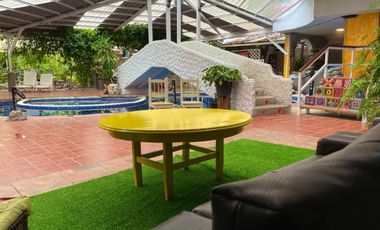 VENTA  HOTEL, RESTAURANT / BAÑOS DE AGUA SANTA - SECTOR RÍO VERDE