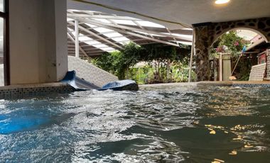 VENTA  HOTEL, RESTAURANT / BAÑOS DE AGUA SANTA - SECTOR RÍO VERDE