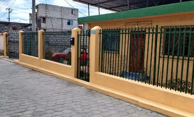 Casa en venta, sector Pusuqui a pie de calle